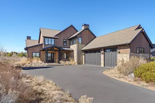 19136 Cartwright Ct, Bend, OR 97702 - Photo 3