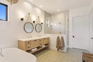 19136 Cartwright Ct, Bend, OR 97702 - Photo 25