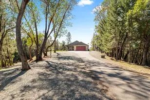 1095 Ingalls Ln, Grants Pass, OR 97527 - Photo 23