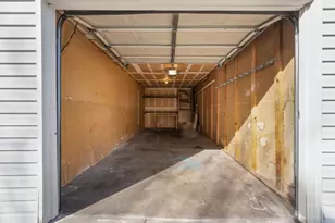 1630 SE Tempest Dr, Bend, OR 97702 - Photo 23