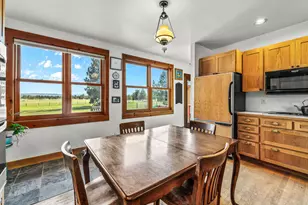25271 Alfalfa Market Rd, Bend, OR 97701 - Photo 15