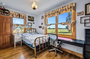 25271 Alfalfa Market Rd, Bend, OR 97701 - Photo 21