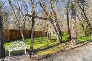 291 Chaparral Dr, Grants Pass, OR 97526 - Photo 33