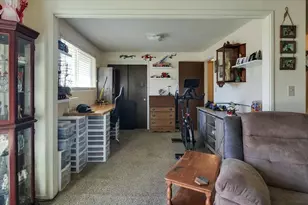 2080 NW 12th St, Redmond, OR 97756 - Photo 11