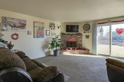2080 NW 12th Street, Redmond, OR 97756 - Photo 9