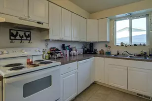 2080 NW 12th St, Redmond, OR 97756 - Photo 21