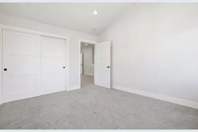 3068 NW Blodgett Way, Bend, OR 97703 - Photo 45