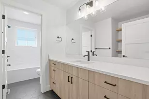 3068 NW Blodgett Wy, Bend, OR 97703 - Photo 51