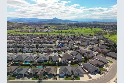 936 Arrowhead Trail, Eagle Point, OR 97524 - Photo 23