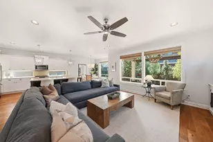 3031 NW Clubhouse Dr, Bend, OR 97703 - Photo 3