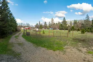 1392 Cedar Flat Rd, Williams, OR 97544 - Photo 41
