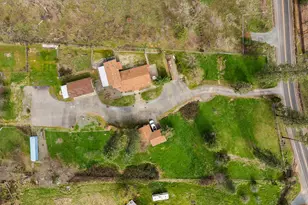 7511 Hugo Rd, Grants Pass, OR 97526 - Photo 37