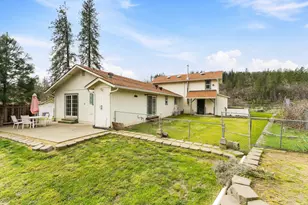 7511 Hugo Rd, Grants Pass, OR 97526 - Photo 23