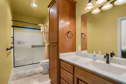 659 Blue Moon Drive, Central Point, OR 97502 - Photo 15