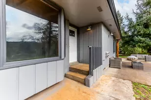 48187 McFarland Rd, Oakridge, OR 97463 - Photo 3