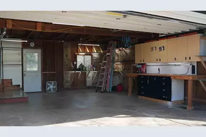 2060 Melody Lane, Medford, OR 97504 - Photo 37