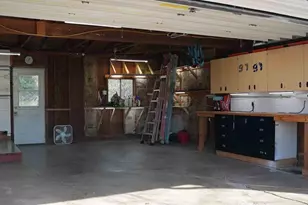 2060 Melody Ln, Medford, OR 97504 - Photo 37