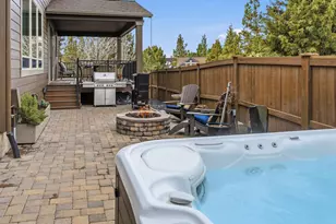 20677 Comet Ct, Bend, OR 97701 - Photo 41