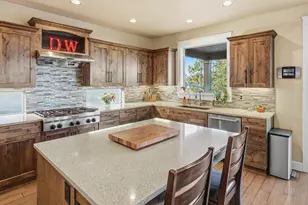 20677 Comet Ct, Bend, OR 97701 - Photo 5