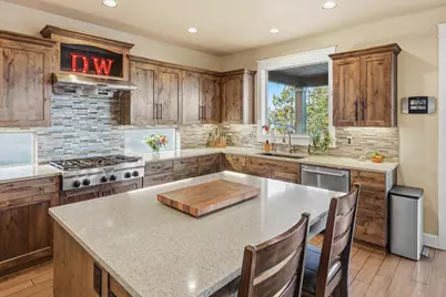 20677 Comet Court, Bend, OR 97701 - Photo 5