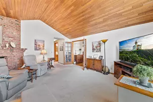 296 Brandon St, Central Point, OR 97502 - Photo 5