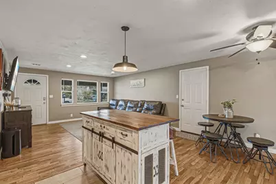 1733 Howell Avenue, Medford, OR 97501 - Photo 13