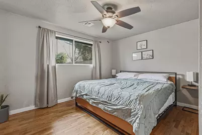 1733 Howell Avenue, Medford, OR 97501 - Photo 23