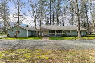 314 Triller Ln, Grants Pass, OR 97527 - Photo 1