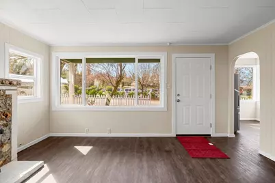 185 Peach Street, Merlin, OR 97532 - Photo 5