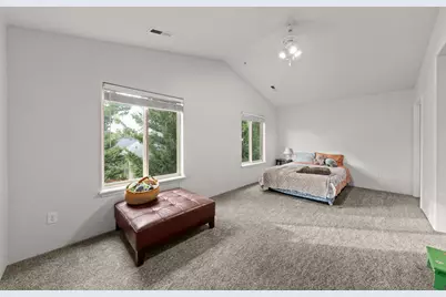 1379 Circle Wood Drive, Central Point, OR 97502 - Photo 15