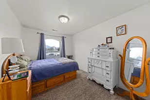 1379 Circle Wood Dr, Central Point, OR 97502 - Photo 21