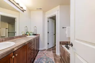 61059 Snowberry Pl, Bend, OR 97702 - Photo 35