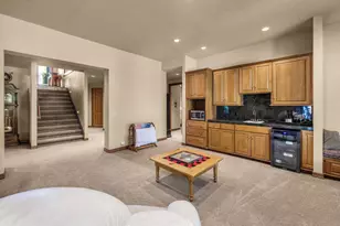 61712 Broken Top Dr, Bend, OR 97702 - Photo 47