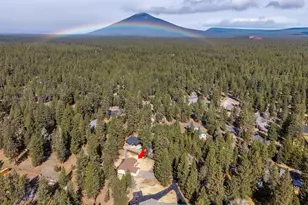 69325 Stirrup, Sisters, OR 97759 - Photo 37