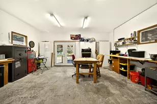 2542 Thomas Terrace, Grants Pass, OR 97527 - Photo 39