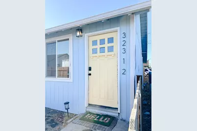 323 NW 6th Street, Redmond, OR 97756 - Photo 3