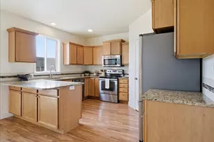 21269 SE Golden Market Ct, Bend, OR 97702 - Photo 13