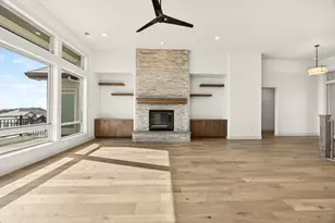 5626 Autumn Park Dr, Medford, OR 97504 - Photo 11