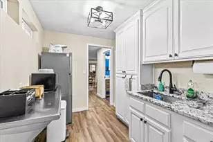 201 N Keene Way Dr, Medford, OR 97504 - Photo 25