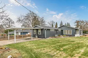 201 N Keene Way Dr, Medford, OR 97504 - Photo 41