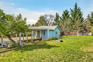 3363 Lone Pine Rd, Medford, OR 97504 - Photo 19