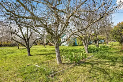 3363 Lone Pine Road, Medford, OR 97504 - Photo 27