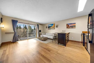 1565 NW Wall Street #306, Bend, OR 97703 - Photo 7