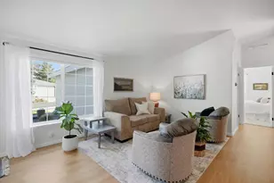 2549 NE Iris Way, Bend, OR 97701 - Photo 5