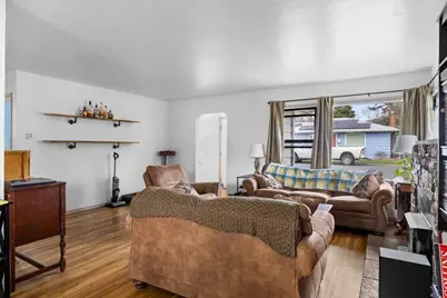 442 NE Baker Drive, Grants Pass, OR 97526 - Photo 11