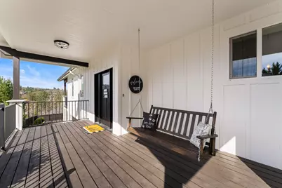 2357 Robertson, Grants Pass, OR 97527 - Photo 5