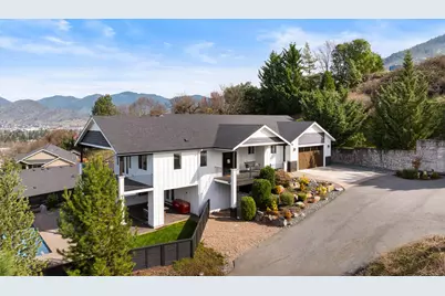 2357 Robertson, Grants Pass, OR 97527 - Photo 43