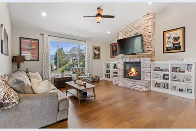 2357 Robertson Crest, Grants Pass, OR 97527 - Photo 13