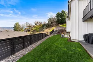 2357 Robertson Crest, Grants Pass, OR 97527 - Photo 45