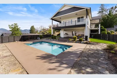 2357 Robertson, Grants Pass, OR 97527 - Photo 37